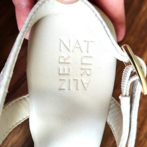 Naturalizer snakeskin heels - Picture 3 of 8